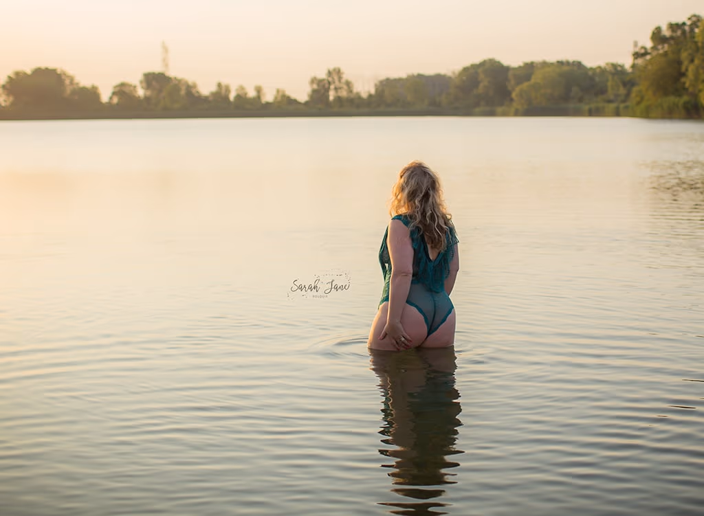 Ms. S |Sarah Jane Boudoir | Plainfield, IL